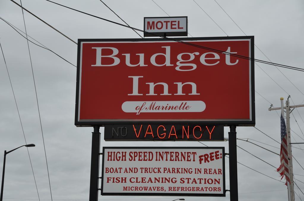 Budget Inn Marinette Экстерьер фото